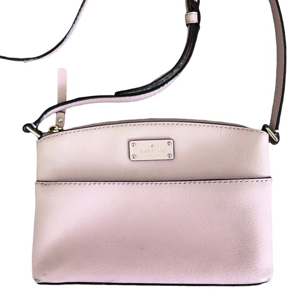 kate spade Handbags - 🎉 2X Host Pick! Kate Spade Crossbody!